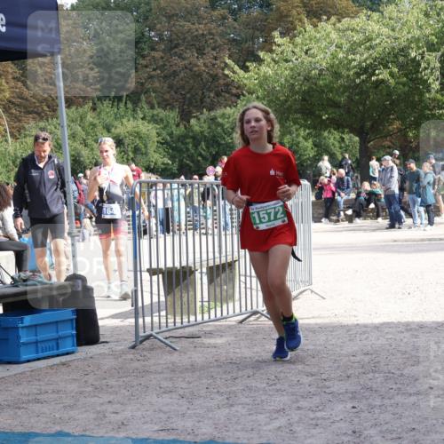 14.09.2025 - Stadtparktriathlon Strokosch-Dieckow http://msf.ph/oto/8900085 14.09.2025 14:22:40 Ziel 1572, 1666 meine-sportfotos.de