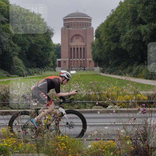 14.09.2025 - Stadtparktriathlon Michael Burmester http://msf.ph/oto/8900246 14.09.2025 09:16:58 Radfahren 319, 350, 453 meine-sportfotos.de