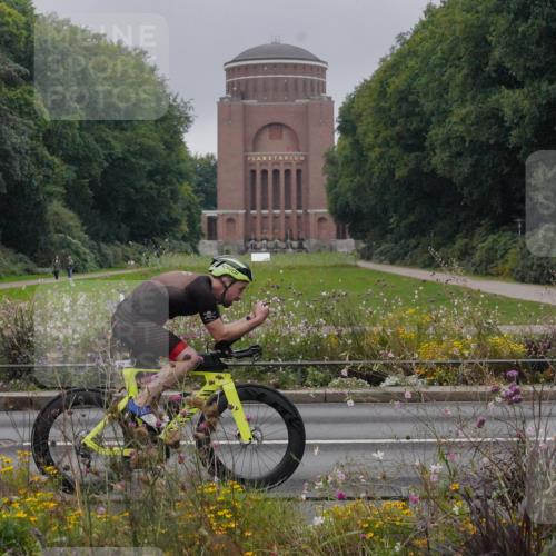 14.09.2025 - Stadtparktriathlon Michael Burmester http://msf.ph/oto/8900256 14.09.2025 09:17:07 Radfahren 312, 319, 325, 360, 369, 391, 408 meine-sportfotos.de