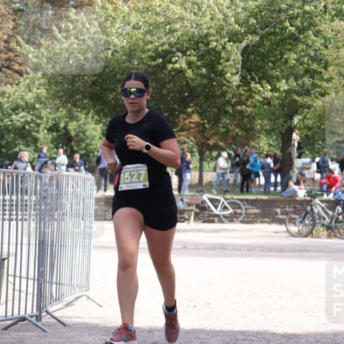 14.09.2025 - Stadtparktriathlon Strokosch-Dieckow http://msf.ph/oto/8900260 14.09.2025 14:33:47 Ziel 1527 meine-sportfotos.de