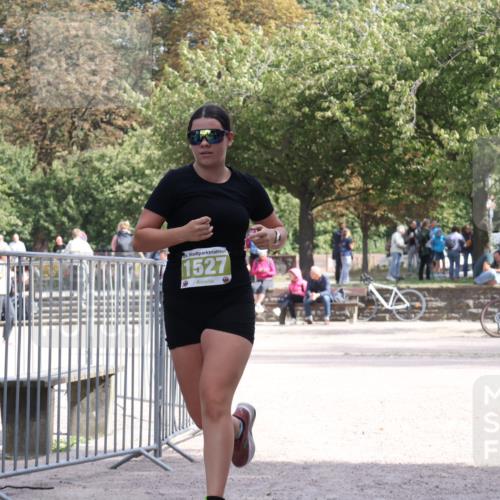 14.09.2025 - Stadtparktriathlon Strokosch-Dieckow http://msf.ph/oto/8900262 14.09.2025 14:33:48 Ziel 1527 meine-sportfotos.de