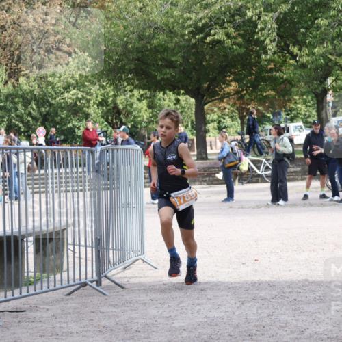 14.09.2025 - Stadtparktriathlon Strokosch-Dieckow http://msf.ph/oto/8900278 14.09.2025 14:37:28 Ziel 1707, 1759, 1776, 1780, 1789 meine-sportfotos.de