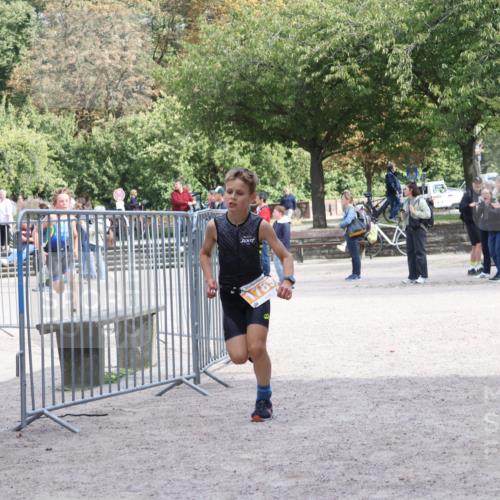 14.09.2025 - Stadtparktriathlon Strokosch-Dieckow http://msf.ph/oto/8900280 14.09.2025 14:37:28 Ziel 1707, 1759, 1776, 1780, 1789 meine-sportfotos.de