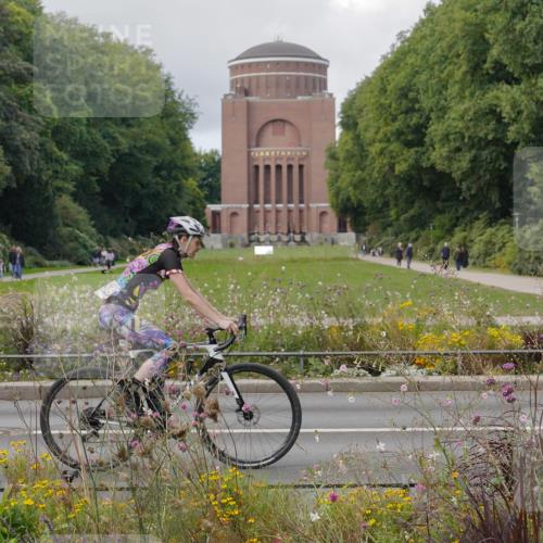 14.09.2025 - Stadtparktriathlon Michael Burmester http://msf.ph/oto/8900281 14.09.2025 13:01:54 Radfahren 1323, 1410, 1436, 1463 meine-sportfotos.de