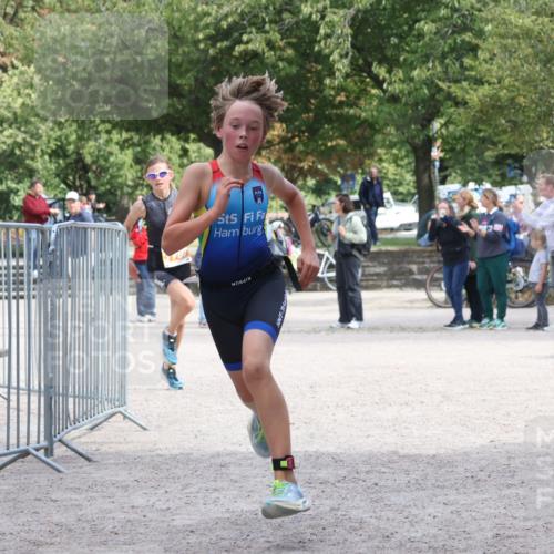 14.09.2025 - Stadtparktriathlon Strokosch-Dieckow http://msf.ph/oto/8900290 14.09.2025 14:37:31 Ziel 1697, 1707, 1739, 1741, 1759, 1776, 1780, 1789 meine-sportfotos.de
