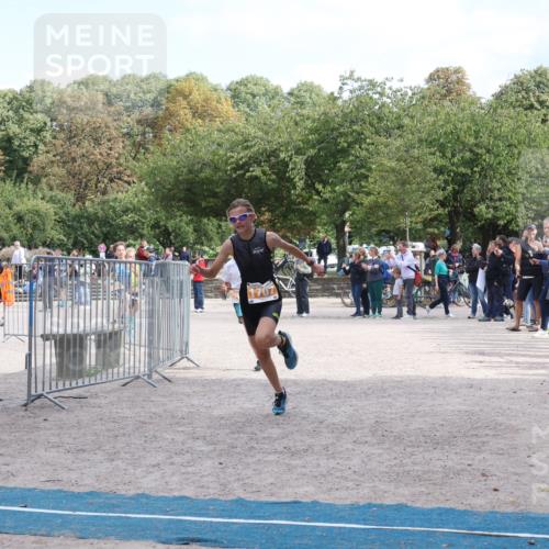 14.09.2025 - Stadtparktriathlon Strokosch-Dieckow http://msf.ph/oto/8900300 14.09.2025 14:37:32 Ziel 1697, 1707, 1739, 1741, 1759, 1776, 1780, 1789 meine-sportfotos.de