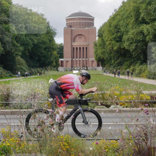 14.09.2025 - Stadtparktriathlon Michael Burmester http://msf.ph/oto/8900301 14.09.2025 13:02:06 Radfahren 1323, 1501, 1514 meine-sportfotos.de
