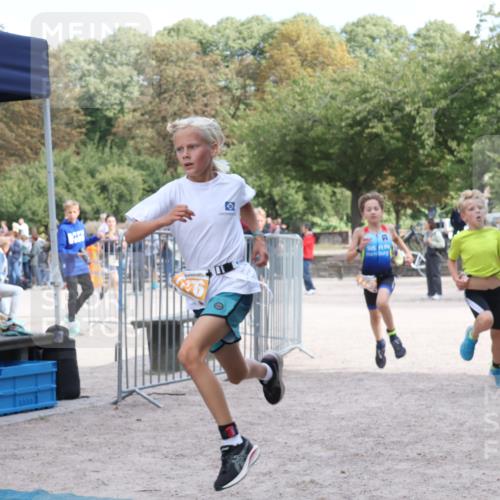 14.09.2025 - Stadtparktriathlon Strokosch-Dieckow http://msf.ph/oto/8900312 14.09.2025 14:37:34 Ziel 1697, 1707, 1739, 1741, 1759, 1776, 1780, 1789 meine-sportfotos.de