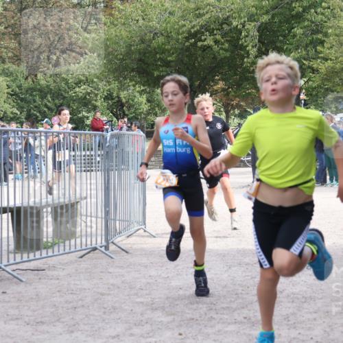 14.09.2025 - Stadtparktriathlon Strokosch-Dieckow http://msf.ph/oto/8900319 14.09.2025 14:37:35 Ziel 1697, 1707, 1732, 1739, 1741, 1759, 1776, 1780, 1789 meine-sportfotos.de