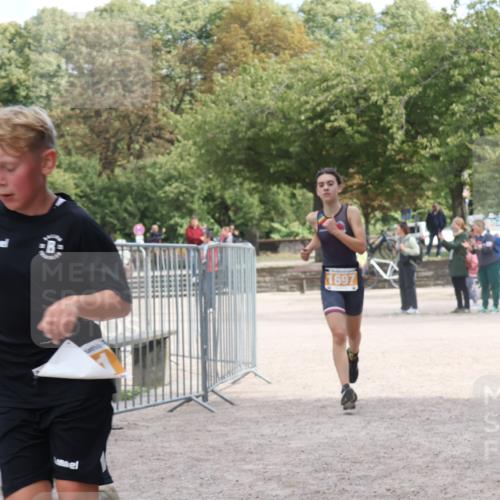 14.09.2025 - Stadtparktriathlon Strokosch-Dieckow http://msf.ph/oto/8900334 14.09.2025 14:37:37 Ziel 1697, 1700, 1707, 1732, 1739, 1741, 1759, 1776, 1780 meine-sportfotos.de