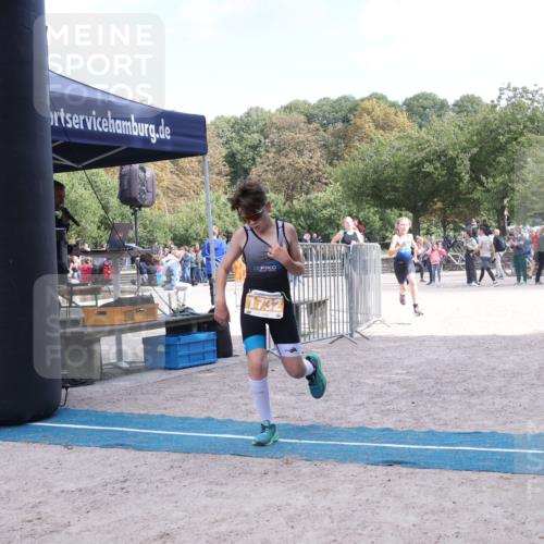 14.09.2025 - Stadtparktriathlon Strokosch-Dieckow http://msf.ph/oto/8900357 14.09.2025 14:37:42 Ziel 1697, 1700, 1703, 1732, 1739, 1741 meine-sportfotos.de