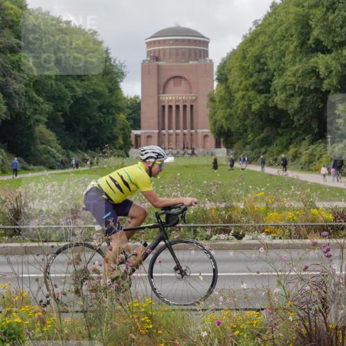14.09.2025 - Stadtparktriathlon Michael Burmester http://msf.ph/oto/8900374 14.09.2025 13:02:48 Radfahren 1342, 1349, 1355, 1367, 1434, 1435, 1477, 1483, 1488 meine-sportfotos.de