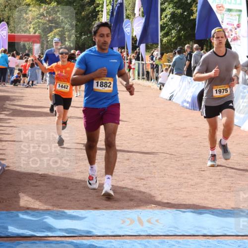 14.09.2025 - Airport Race Strokosch-Dieckow http://msf.ph/oto/8900391 14.09.2025 12:29:23 Ziel 236, 428, 457, 729, 1442, 1540, 1601, 1678, 1882, 1883, 1905, 1975, 4213 meine-sportfotos.de