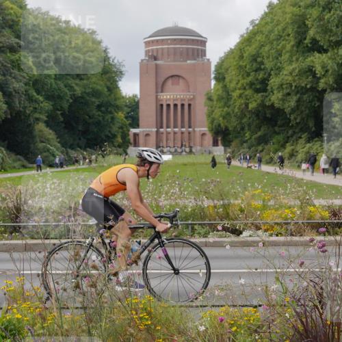 14.09.2025 - Stadtparktriathlon Michael Burmester http://msf.ph/oto/8900394 14.09.2025 13:02:57 Radfahren 1352, 1387, 1403, 1414, 1435, 1483, 1492 meine-sportfotos.de