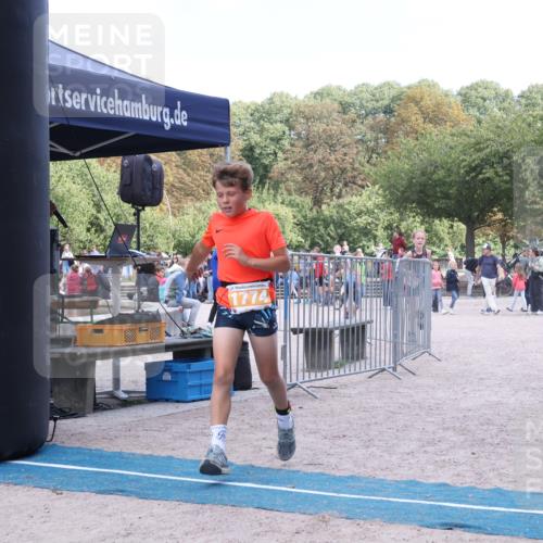 14.09.2025 - Stadtparktriathlon Strokosch-Dieckow http://msf.ph/oto/8900403 14.09.2025 14:37:52 Ziel 1693, 1731, 1774, 1788 meine-sportfotos.de