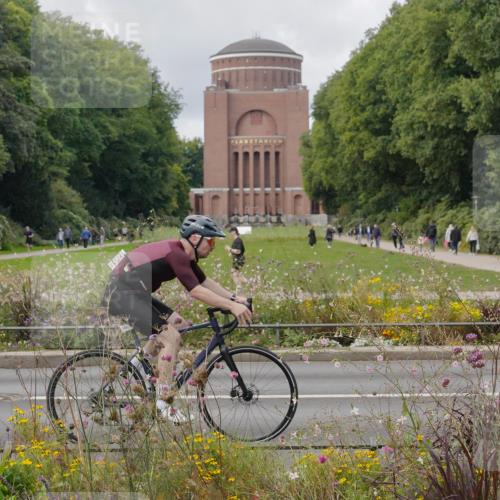 14.09.2025 - Stadtparktriathlon Michael Burmester http://msf.ph/oto/8900418 14.09.2025 13:03:06 Radfahren 1300, 1384, 1387, 1403, 1407, 1437, 1493 meine-sportfotos.de