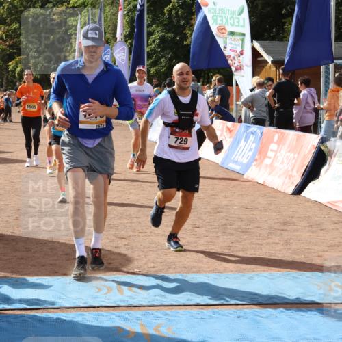 14.09.2025 - Airport Race Strokosch-Dieckow http://msf.ph/oto/8900439 14.09.2025 12:29:27 Ziel 207, 428, 729, 1442, 1678, 1882, 1883, 1905, 1975, 4213 meine-sportfotos.de