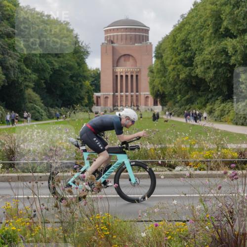 14.09.2025 - Stadtparktriathlon Michael Burmester http://msf.ph/oto/8900453 14.09.2025 13:03:27 Radfahren 1376, 1397, 1473, 1510 meine-sportfotos.de