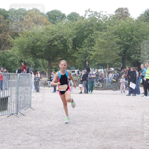 14.09.2025 - Stadtparktriathlon Strokosch-Dieckow http://msf.ph/oto/8900455 14.09.2025 14:38:16 Ziel 1692, 1702, 1717, 1724, 1733, 1777 meine-sportfotos.de