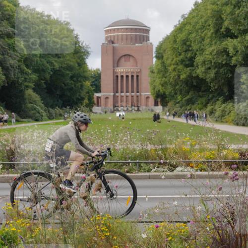 14.09.2025 - Stadtparktriathlon Michael Burmester http://msf.ph/oto/8900472 14.09.2025 13:03:37 Radfahren 1324, 1350, 1357, 1385, 1465, 1473 meine-sportfotos.de
