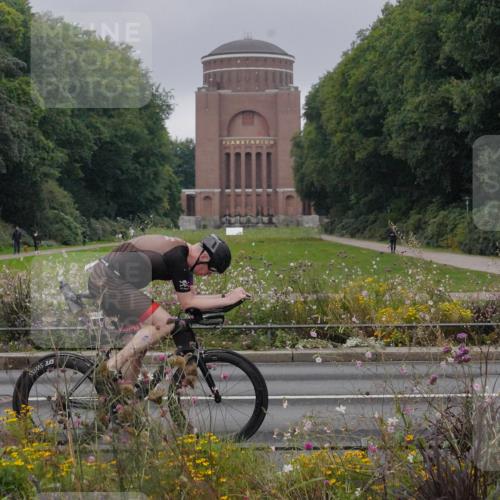 14.09.2025 - Stadtparktriathlon Michael Burmester http://msf.ph/oto/8900474 14.09.2025 09:18:43 Radfahren 302, 316, 358, 454, 455, 493, 499, 502 meine-sportfotos.de