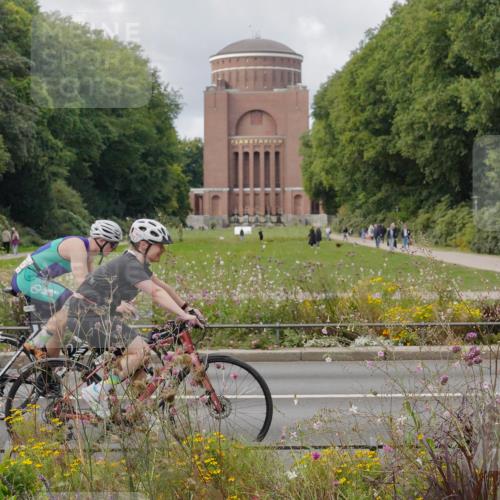 14.09.2025 - Stadtparktriathlon Michael Burmester http://msf.ph/oto/8900482 14.09.2025 13:03:40 Radfahren 1324, 1326, 1350, 1357, 1385, 1465, 1473 meine-sportfotos.de