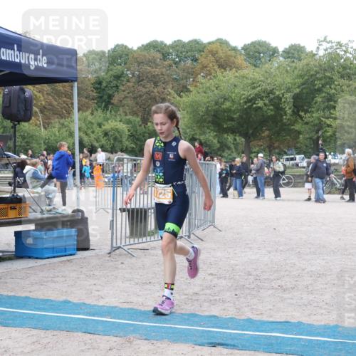14.09.2025 - Stadtparktriathlon Strokosch-Dieckow http://msf.ph/oto/8900494 14.09.2025 14:38:32 Ziel 1725, 1783, 1786 meine-sportfotos.de