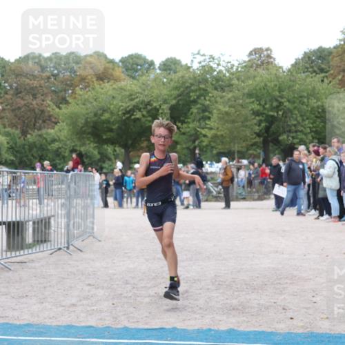 14.09.2025 - Stadtparktriathlon Strokosch-Dieckow http://msf.ph/oto/8900517 14.09.2025 14:38:38 Ziel 1725, 1753, 1766, 1783, 1786 meine-sportfotos.de