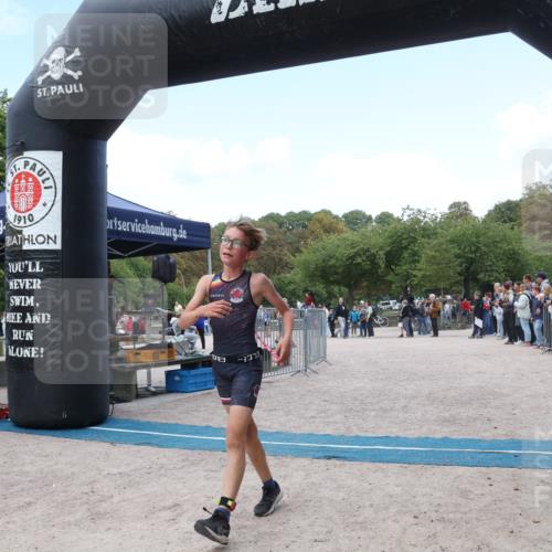 14.09.2025 - Stadtparktriathlon Strokosch-Dieckow http://msf.ph/oto/8900527 14.09.2025 14:38:39 Ziel 1753, 1766, 1783, 1786 meine-sportfotos.de