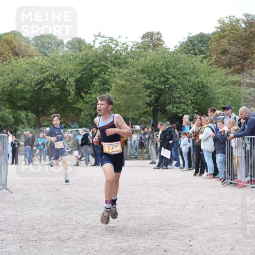14.09.2025 - Stadtparktriathlon Strokosch-Dieckow http://msf.ph/oto/8900543 14.09.2025 14:38:45 Ziel 1745, 1753, 1766 meine-sportfotos.de