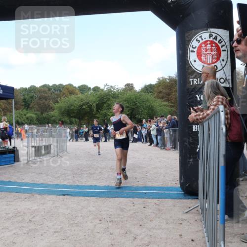 14.09.2025 - Stadtparktriathlon Strokosch-Dieckow http://msf.ph/oto/8900548 14.09.2025 14:38:46 Ziel 1745, 1753, 1754, 1766 meine-sportfotos.de
