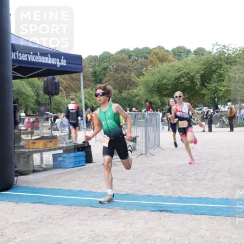 14.09.2025 - Stadtparktriathlon Strokosch-Dieckow http://msf.ph/oto/8900579 14.09.2025 14:38:53 Ziel 1711, 1716, 1745, 1754, 1755, 1771 meine-sportfotos.de