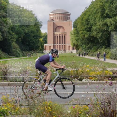 14.09.2025 - Stadtparktriathlon Michael Burmester http://msf.ph/oto/8900605 14.09.2025 13:05:31 Radfahren 1330, 1344, 1356, 1369, 1373, 1388, 1494, 1505, 1520 meine-sportfotos.de
