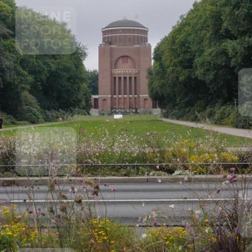 14.09.2025 - Stadtparktriathlon Michael Burmester http://msf.ph/oto/8900613 14.09.2025 09:19:32 Radfahren 425, 439, 443, 467, 477, 479, 486, 492, 494, 495 meine-sportfotos.de