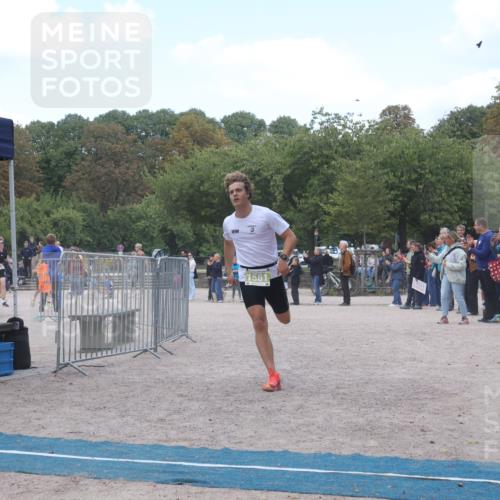 14.09.2025 - Stadtparktriathlon Strokosch-Dieckow http://msf.ph/oto/8900624 14.09.2025 14:39:26 Ziel 1549, 1561, 1720 meine-sportfotos.de