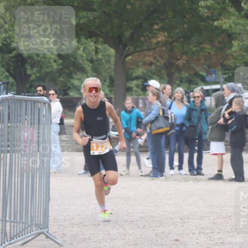 14.09.2025 - Stadtparktriathlon Strokosch-Dieckow http://msf.ph/oto/8900630 14.09.2025 14:39:28 Ziel 1549, 1561, 1720 meine-sportfotos.de