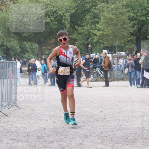14.09.2025 - Stadtparktriathlon Strokosch-Dieckow http://msf.ph/oto/8900651 14.09.2025 14:39:38 Ziel 1535, 1549, 1736, 1765 meine-sportfotos.de