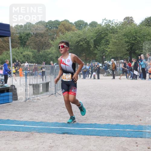 14.09.2025 - Stadtparktriathlon Strokosch-Dieckow http://msf.ph/oto/8900656 14.09.2025 14:39:39 Ziel 1535, 1549, 1736, 1765 meine-sportfotos.de