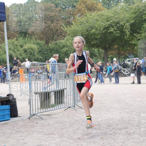 14.09.2025 - Stadtparktriathlon Strokosch-Dieckow http://msf.ph/oto/8900678 14.09.2025 14:39:52 Ziel 1701 meine-sportfotos.de