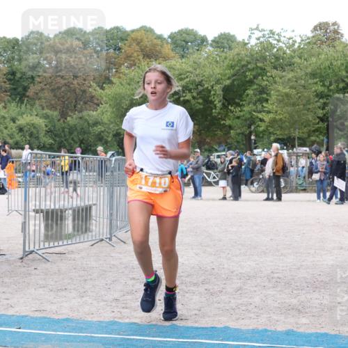 14.09.2025 - Stadtparktriathlon Strokosch-Dieckow http://msf.ph/oto/8900697 14.09.2025 14:40:02 Ziel 1710, 1761 meine-sportfotos.de