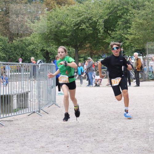 14.09.2025 - Stadtparktriathlon Strokosch-Dieckow http://msf.ph/oto/8900727 14.09.2025 14:40:19 Ziel 1699, 1751, 1778 meine-sportfotos.de