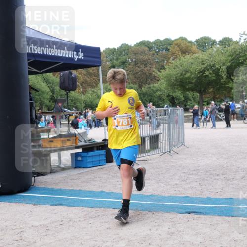 14.09.2025 - Stadtparktriathlon Strokosch-Dieckow http://msf.ph/oto/8900750 14.09.2025 14:40:36 Ziel 1694, 1696, 1781 meine-sportfotos.de