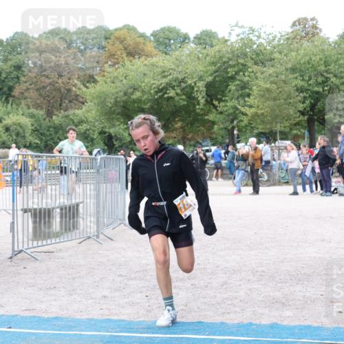 14.09.2025 - Stadtparktriathlon Strokosch-Dieckow http://msf.ph/oto/8900771 14.09.2025 14:40:42 Ziel 1455, 1474, 1557, 1694, 1696, 1781, 1791 meine-sportfotos.de
