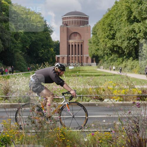 14.09.2025 - Stadtparktriathlon Michael Burmester http://msf.ph/oto/8900800 14.09.2025 13:08:34 Radfahren 1360, 1420, 1481, 1514, 1518 meine-sportfotos.de