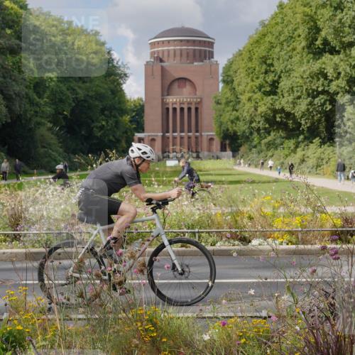 14.09.2025 - Stadtparktriathlon Michael Burmester http://msf.ph/oto/8900814 14.09.2025 13:08:40 Radfahren 1360, 1368, 1420, 1481, 1496, 1498, 1506, 1514, 1518 meine-sportfotos.de