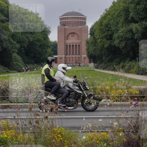 14.09.2025 - Stadtparktriathlon Michael Burmester http://msf.ph/oto/8900827 14.09.2025 09:21:05 Radfahren 342, 380, 401, 404, 473, 500 meine-sportfotos.de