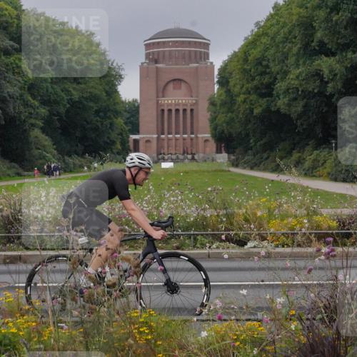14.09.2025 - Stadtparktriathlon Michael Burmester http://msf.ph/oto/8900851 14.09.2025 09:21:11 Radfahren 339, 342, 380, 401, 404, 473, 500 meine-sportfotos.de