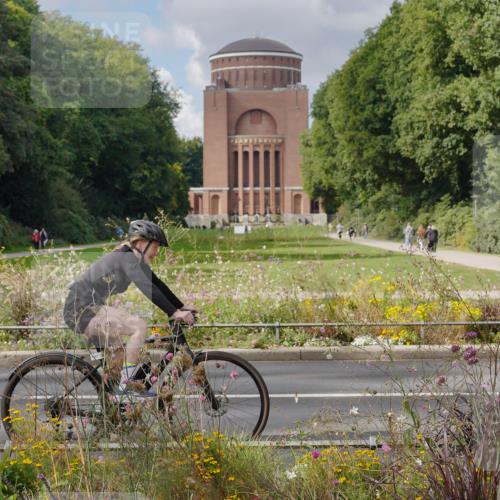 14.09.2025 - Stadtparktriathlon Michael Burmester http://msf.ph/oto/8900863 14.09.2025 13:09:07 Radfahren 1325, 1329, 1427, 1460, 1462, 1507, 1517 meine-sportfotos.de