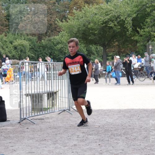 14.09.2025 - Stadtparktriathlon Strokosch-Dieckow http://msf.ph/oto/8900867 14.09.2025 14:41:20 Ziel 1744, 1748 meine-sportfotos.de