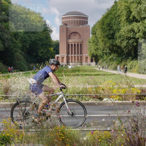 14.09.2025 - Stadtparktriathlon Michael Burmester http://msf.ph/oto/8900868 14.09.2025 13:09:08 Radfahren 1325, 1329, 1427, 1460, 1507, 1517 meine-sportfotos.de